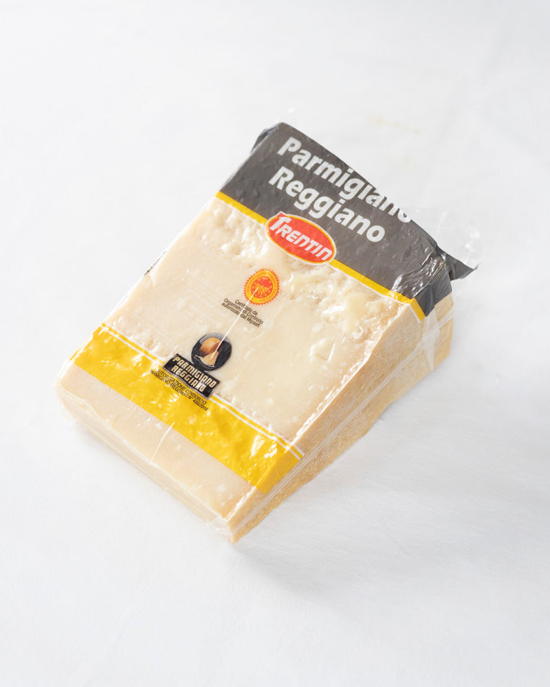 Parmigiano Reggiano DOP 1 kg ca. 24 mdr.